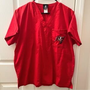 5/$25 NFL Tampa Bay Buccaneers Sleepwear Top Size Medium